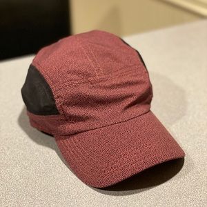 Lululemon Men’s Hat